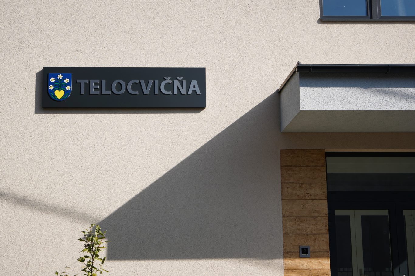 kam poruba telocvicna